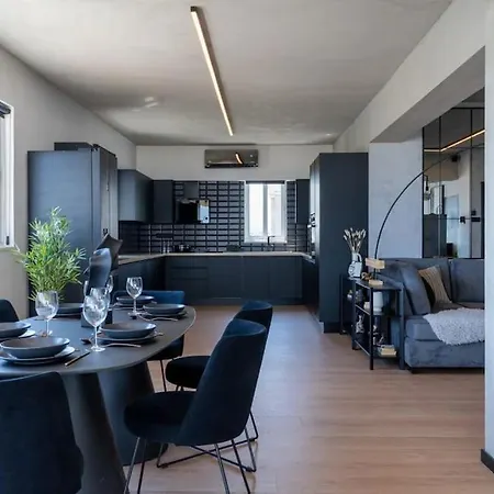 The Penthouse - 3br Seaview With Private Pool In Apartament *