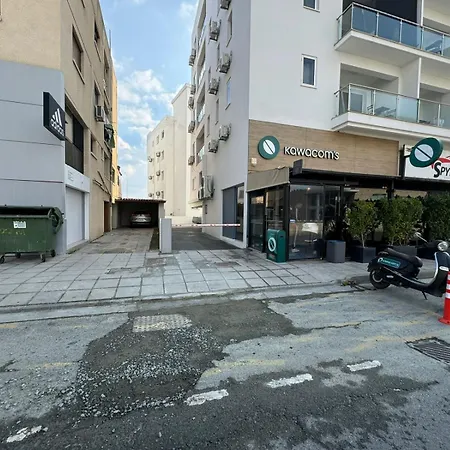 Апартаменти The Penthouse - 3br Seaview With Private Pool In Ларнака