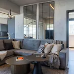 The Penthouse - 3br Seaview With Private Pool In Lárnaca