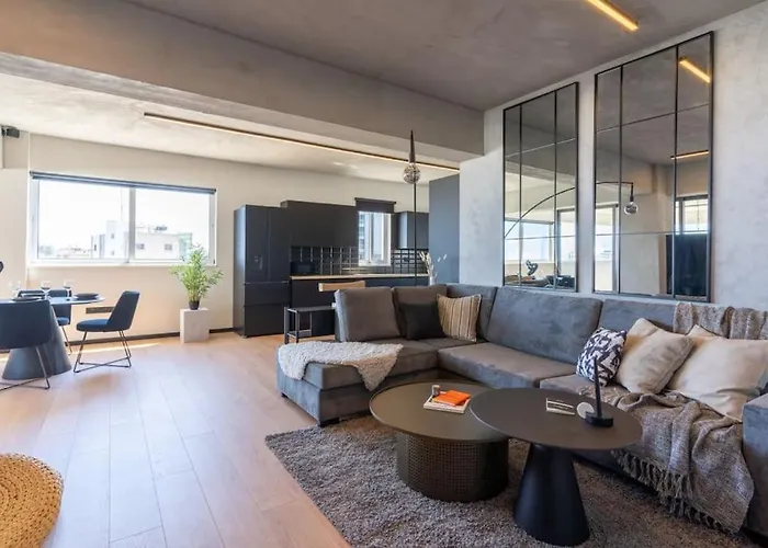 The Penthouse - 3br Seaview With Private Pool In Apartament *