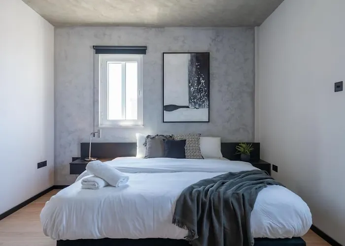 דירה The Penthouse - 3br Seaview With Private Pool In לרנקה